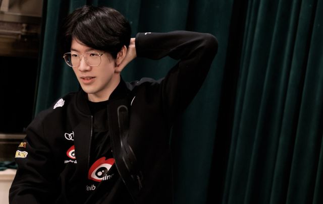 TA批评科纳特：他是利物浦最稳不定的球员，状态已今非昔比