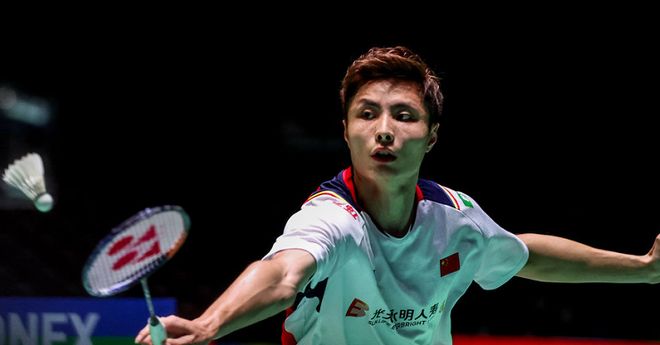 杜兰特关键三分，锁定比赛胜利