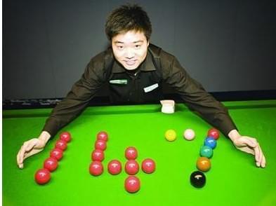 足球巴西名宿点评国足：需要更多年轻力量